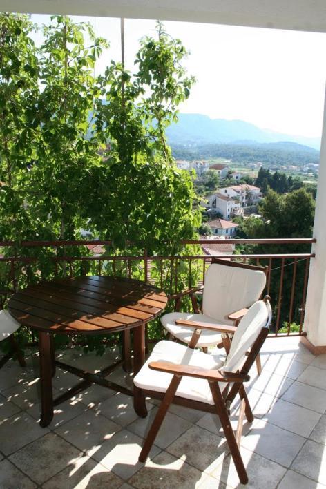 Apartmani Mladina Jelsa  Exteriör bild