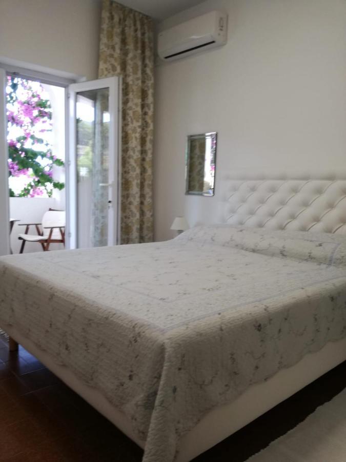 Apartmani Mladina Jelsa  Exteriör bild